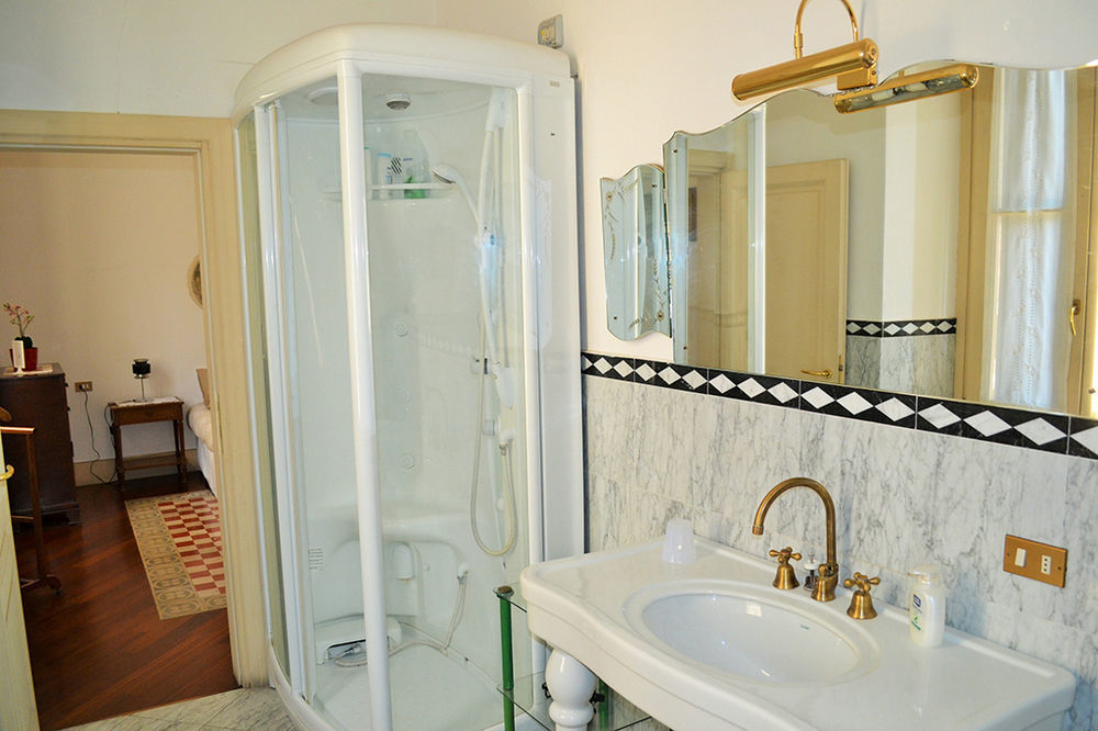 Dany Sweethouse Bed and Breakfast Bergamo Exteriör bild