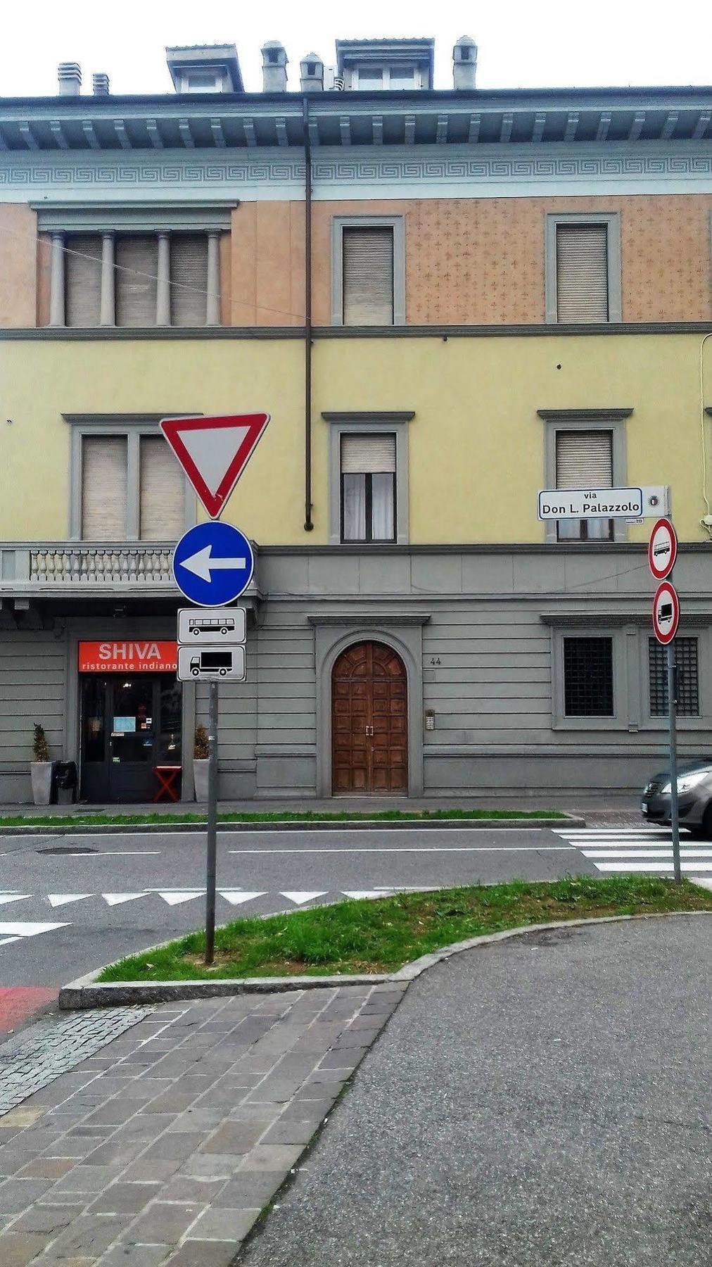 Dany Sweethouse Bed and Breakfast Bergamo Exteriör bild